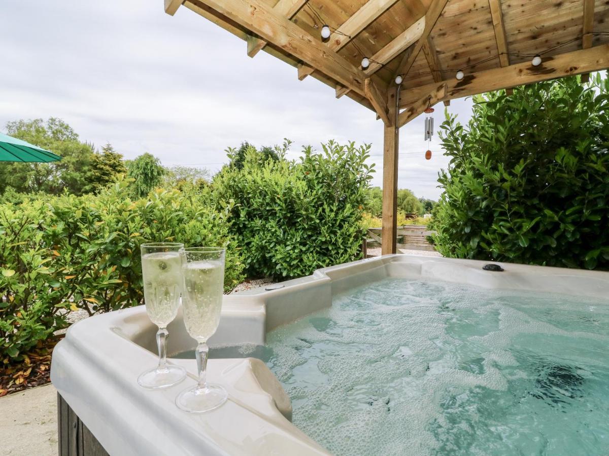 Willow Lodge Brough  Екстер'єр фото