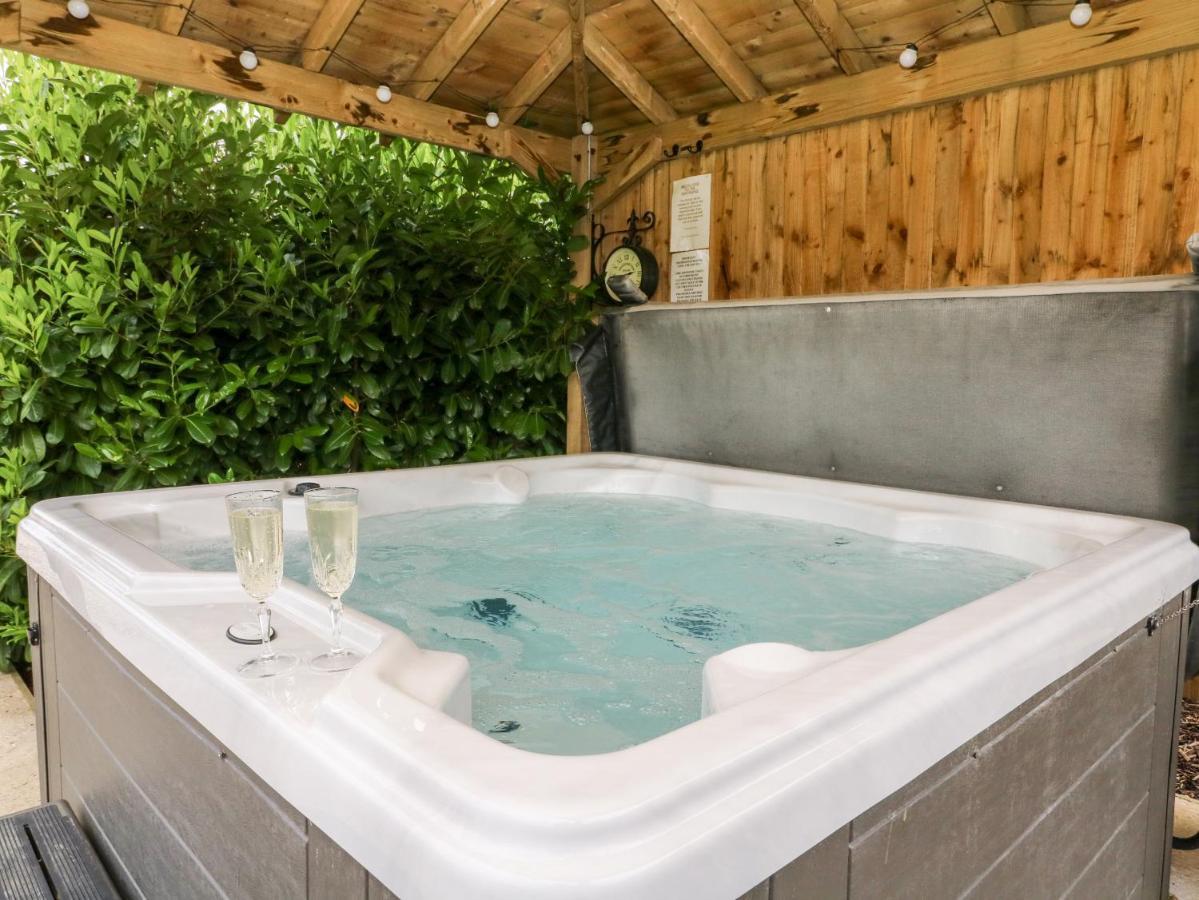 Willow Lodge Brough  Екстер'єр фото